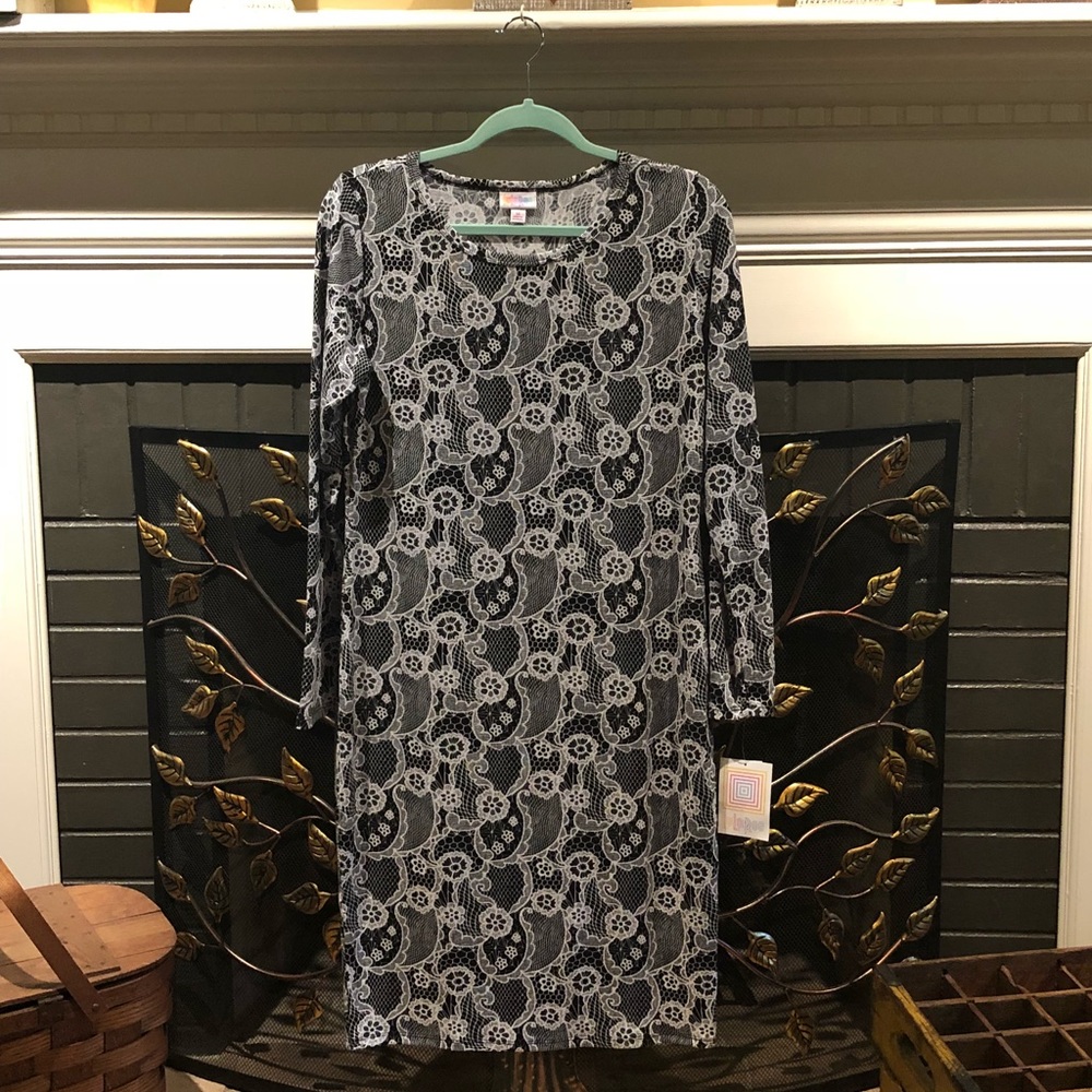 LuLaRoe Debbie medium NWT
